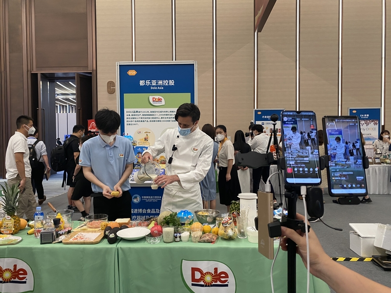 吃貨福利來襲！第五屆進博會食品首發熱浪席卷，互聯網銷售新趨勢全揭秘